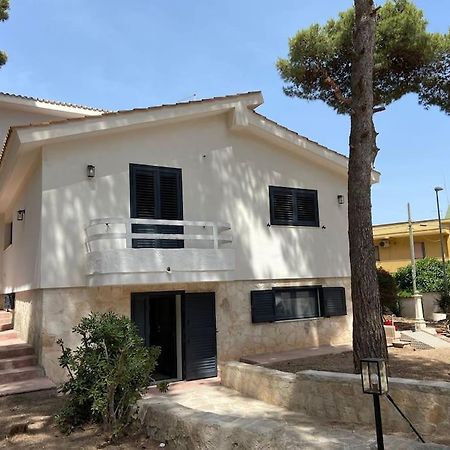 Casa Vacanze Amiche Del Mare Pulsano Esterno foto