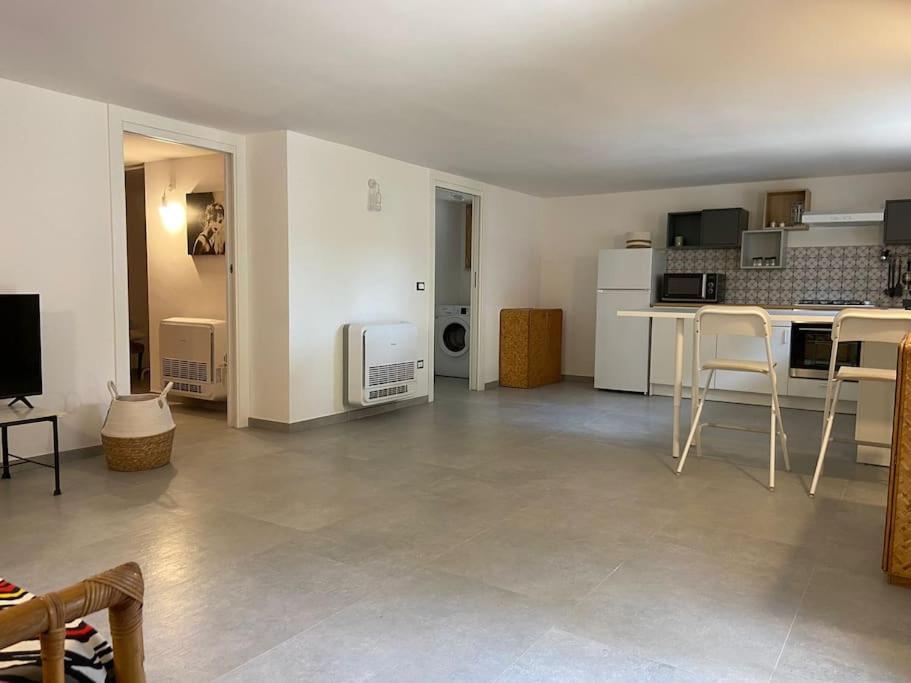 Casa Vacanze Amiche Del Mare Pulsano Esterno foto